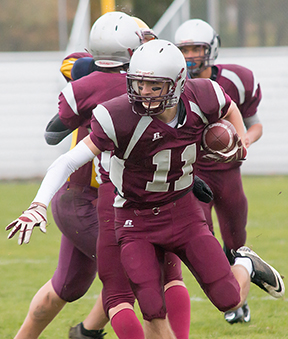 After a stellar scholastic basketball career, Frontenac's Carter Matheson has chosen to pursue football at the University of Ottawa — sportsgate.ca photo